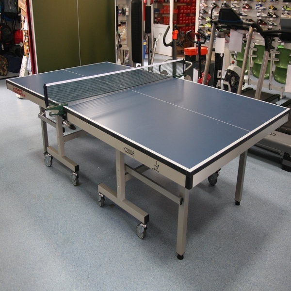 "Giant Dragon K2008" stalo teniso stalas (25 mm viršus, patvirtintas ITTF) "Giant Dragon K2008" stalo teniso stalas (25 mm viršus, patvirtintas ITTF)