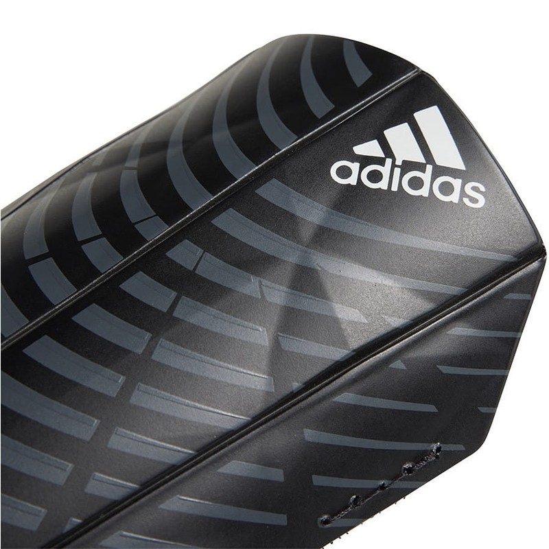Adidas Predator SG TRN futbolo apsaugos, XS dydis, juodos spalvos