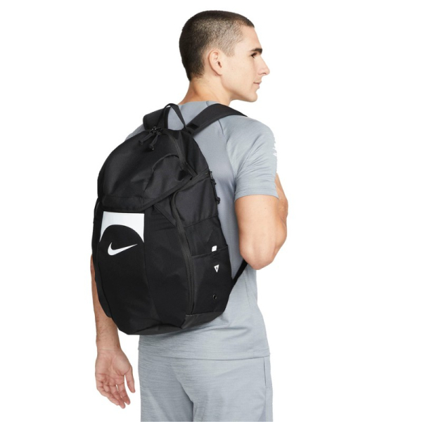Nike kuprinė 846778, Academy Team, juodos spalvos