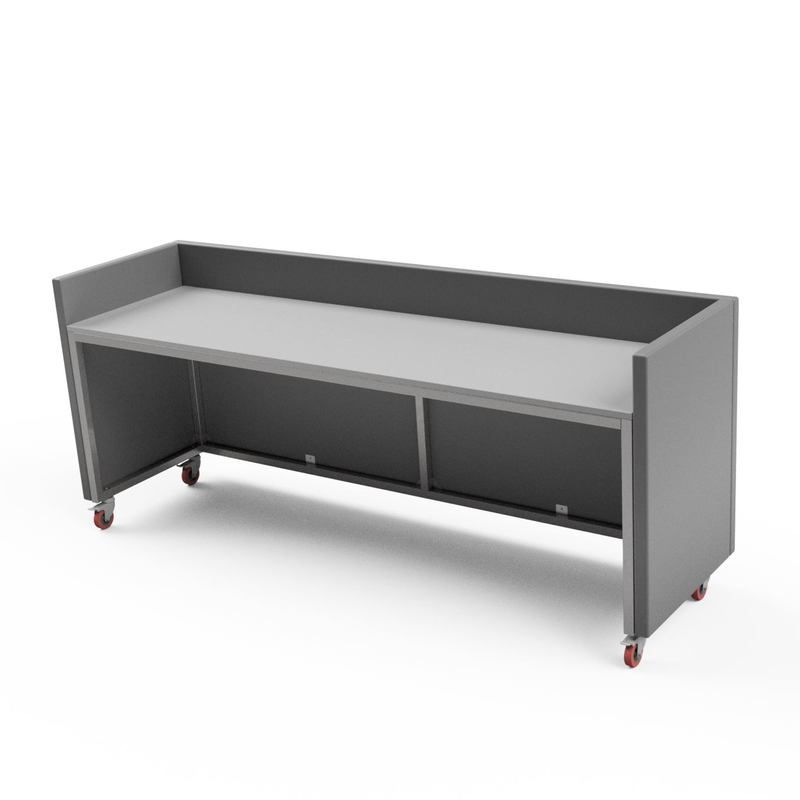 Mobilus teisėjų stalas, matmenys 200 x 72 x 55 cm (WxHxD), su keturiais ratukais su stabdžiais