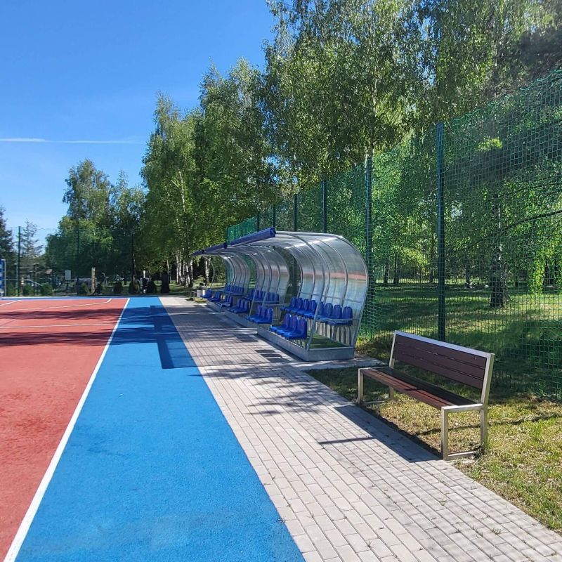 Dviejų eilių kabina rezerviniams žaidėjams