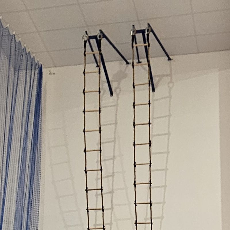 Kronšteinas virvinėms kopėčioms pritvirtinti